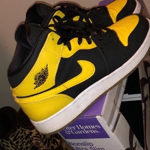 Retro Ones!!! Still in Good Condition .